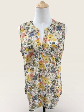 Boho Sheer Floral V Neck Peasant Top with Front Pockets & Gold Thread, Size M